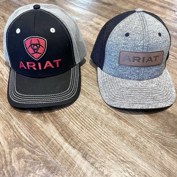 Bundle 2 Ariat Hats Ballcap Gray Black Faux Leather Logo Patch FITTED - Picture 1 of 11